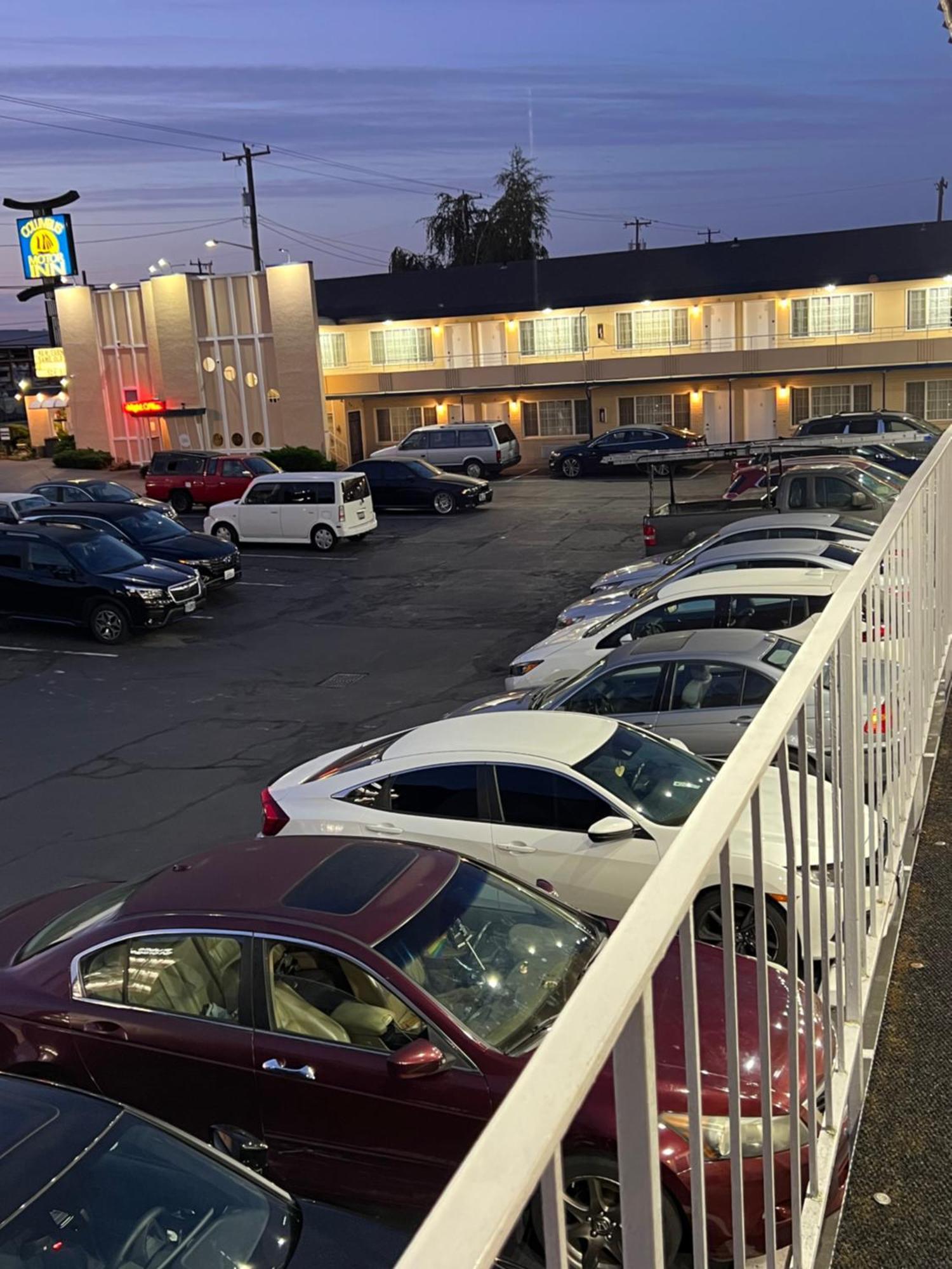 Columbus Motor Inn Seattle Buitenkant foto
